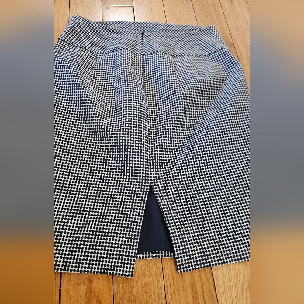 Express Pencil Skirt Knee-Length Work - Picture 5 of 9